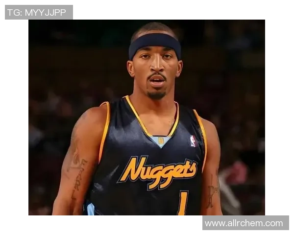 掘金与湖人激战正酣JR史密斯回归助力球队争夺胜利