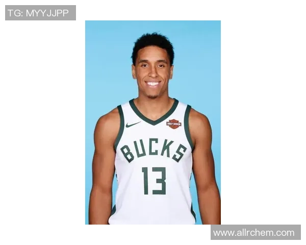 马尔科姆布罗格登的篮球之路与职业生涯的辉煌成就解析